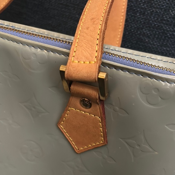 Louis Vuitton Light Sage Green Tote with Textured Leather and Structured Shape - Picture 7 of 17